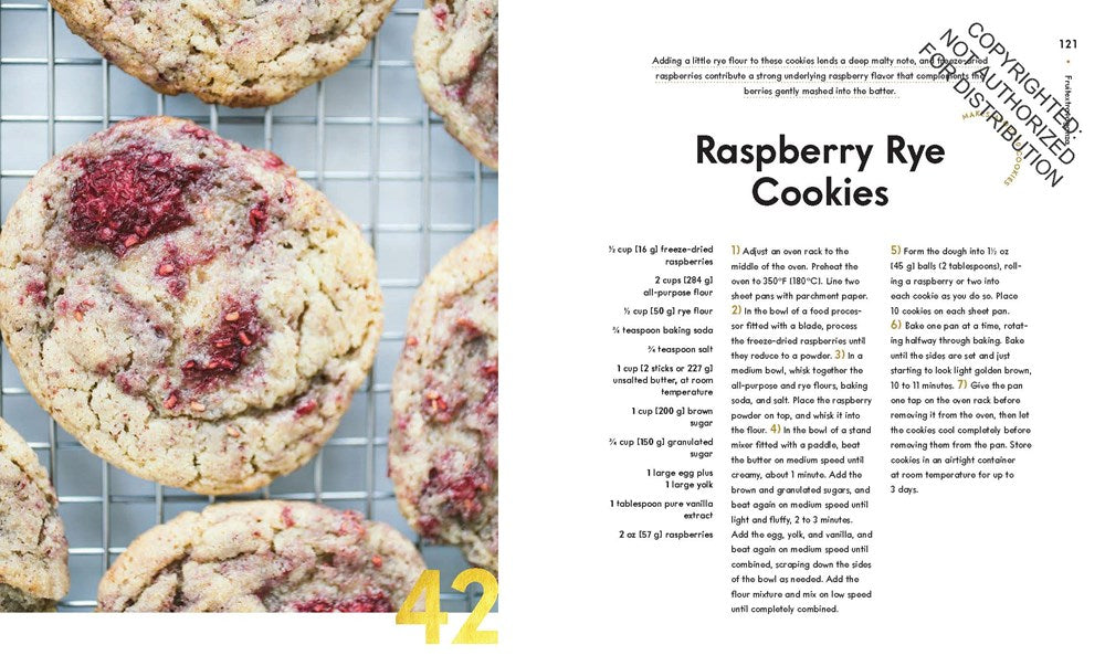 100 Cookies: The Baking Book for Every Kitchen, with Classic Cookies, Novel Treats, Brownies, Bars, and More (100 Baking Recipes for Every Kitchen)